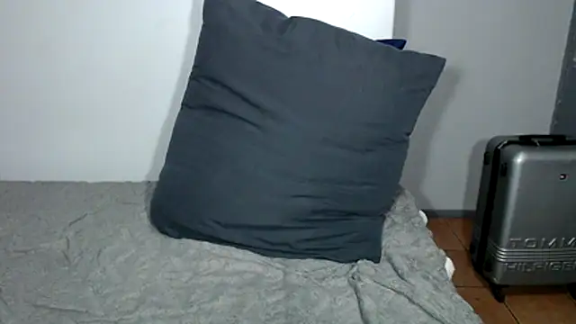 دردشة SexyCindy88 الجنسية المباشرة