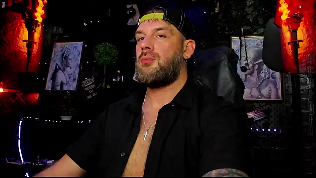 LexHardy's Live XXX Chat
