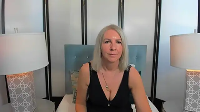 XXX chat uživo modela EricaTop