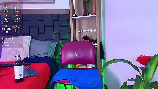 EllenaBoobs_'s Live XXX Chat
