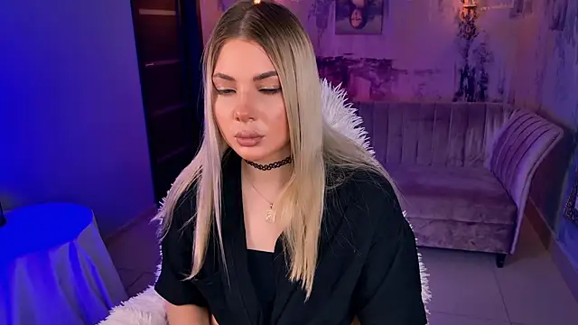 HyileyClark Chat XXX in diretta