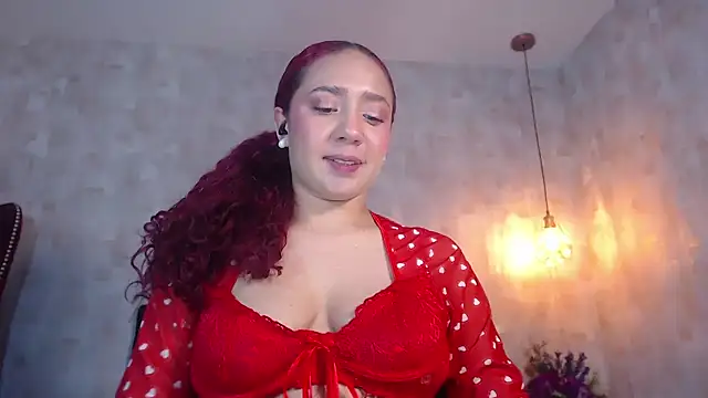 IsabelaLatinaのライブXXXチャット
