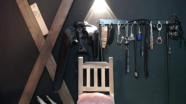 kinky_slave_ লাইভ XXX চ্যাট