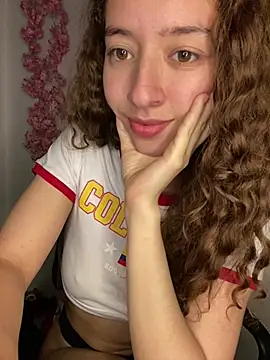 צ'אט XXX בשידור חי של -rosi