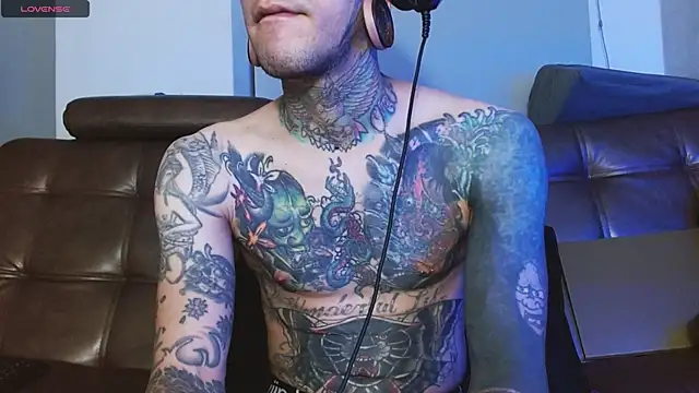 Czat XXX na żywo – jhonny__ackerman