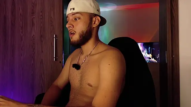 Živý XXX chat Ryan_Miller111