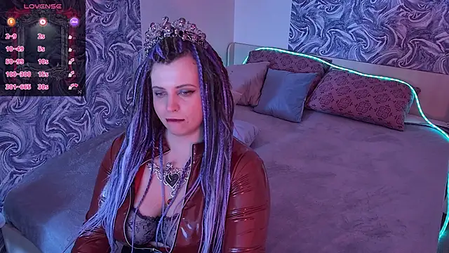 Chat +18 de Miss_Maya_Mils ao vivo