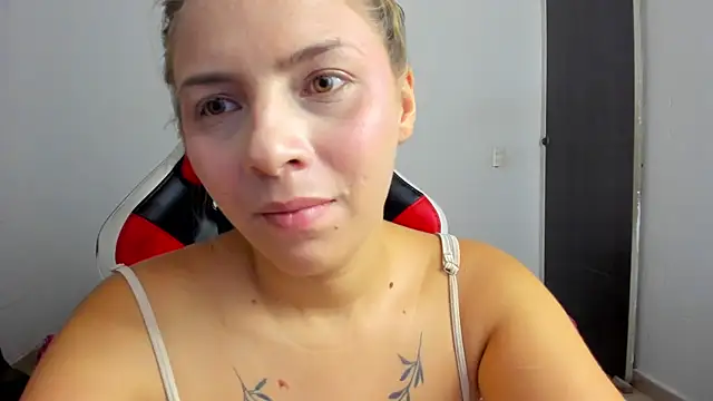 lana-rosse's Live XXX Chat