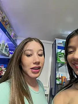 roousen Live XXX chat