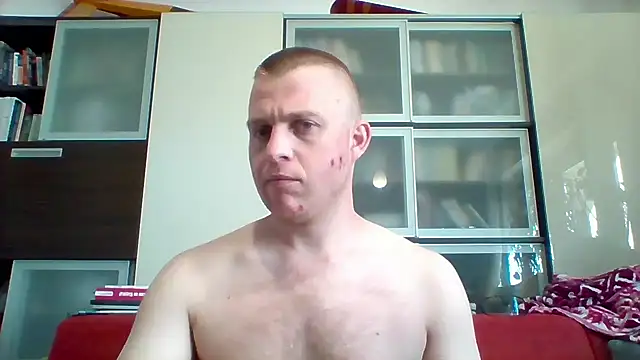 Matttthees Chat XXX live