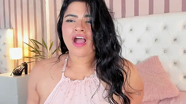 Chat +18 de Mia-Stones ao vivo