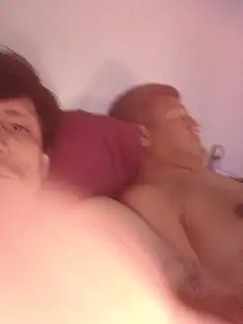 ParejaDURA2025: вебкам-шоу