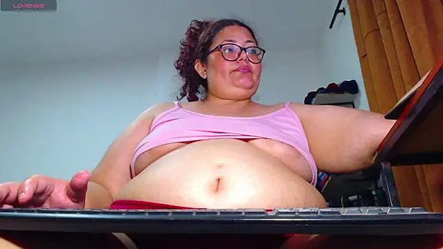 Chat XXX en directo de ashelymalefica
