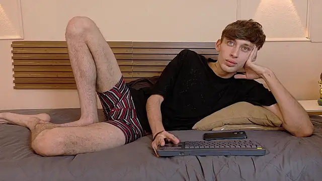 Max_saenz – Naživo XXX chat