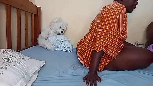 Bootybae478 Adlı Modelin Canlı XXX Sohbeti