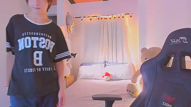 Sweet_Allan élő XXX-chatje