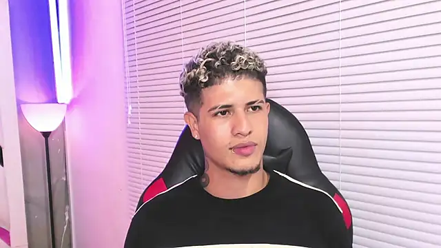 Chat XXX en directo de dominic_connor
