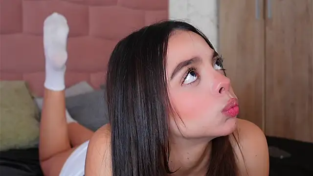 BambiRoses' Live XXX Chat