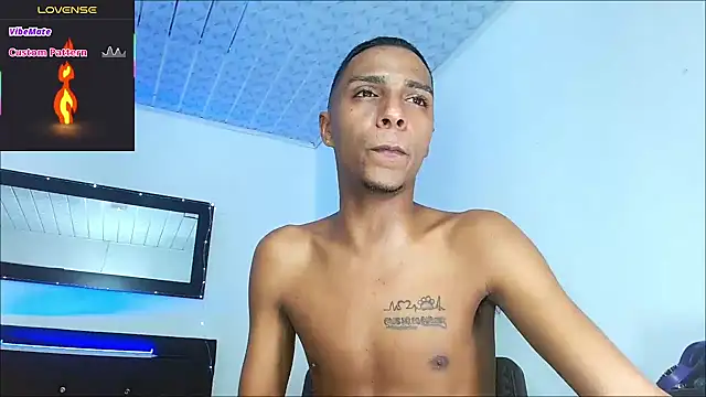 hotboyluxe Obrolan Langsung XXX