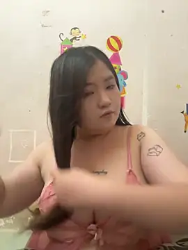 Danzyjoly 现场XXX聊天