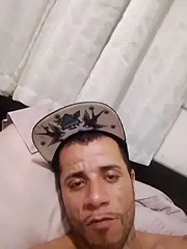 lukasbh's Live XXX Chat