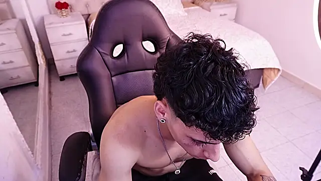 JhoanLeandro live XXX chat