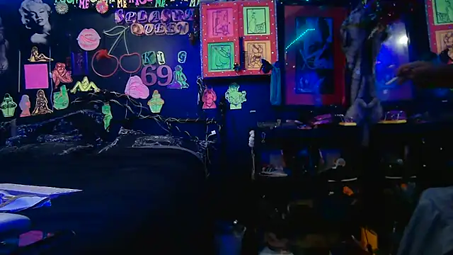 Chat +18 de Splash_Queen420 ao vivo