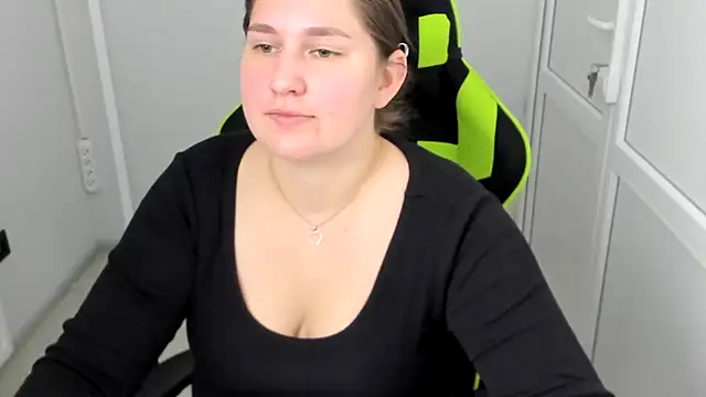 Chatroom XXX en direct de LunaVenom