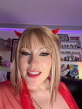 may_aceros Adlı Modelin Canlı XXX Sohbeti