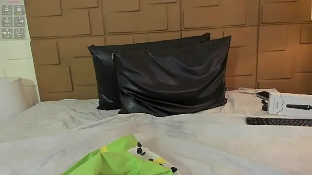 NaomyRivera's Live XXX Chat
