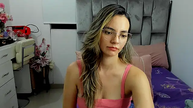 baby-miah Live XXX-chat