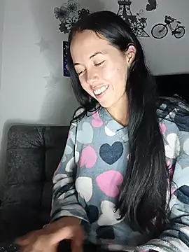 Онлайн чат XXX MiaForever1