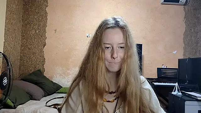 צ'אט XXX בשידור חי של KateVibe_01