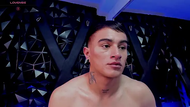 LiamDeeps Chat XXX live