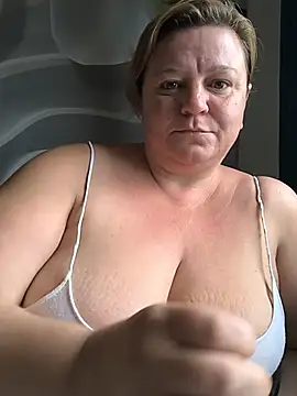 jusichka Live XXX-chat
