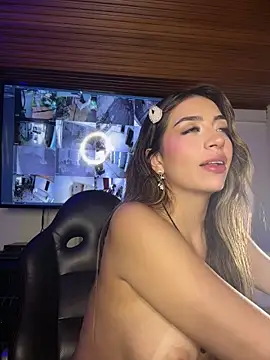 Atenea_cute21's Live XXX Chat