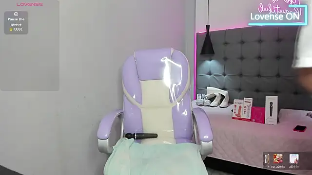 Chat +18 de scarletcherry18 ao vivo