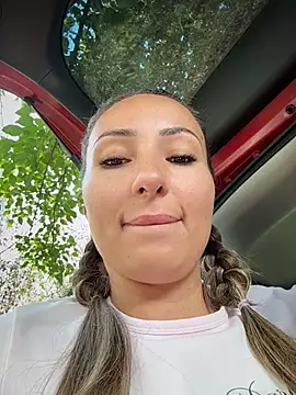 Wonder_Kari Live XXX-Chat