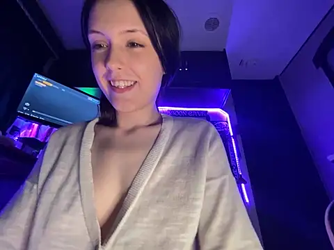 Lilactease's Live XXX Chat
