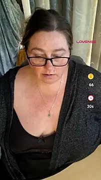 Chat +18 de Iceprincess2bad4u ao vivo