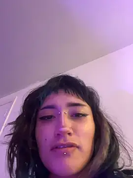 baby_akuma_'s Live XXX Chat