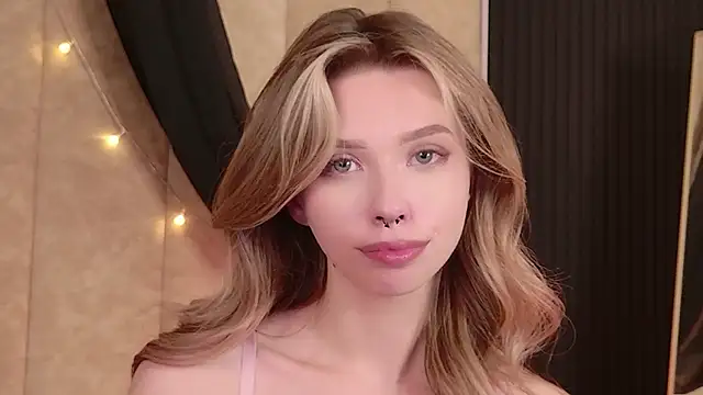 Chat +18 de Sierra_Fane ao vivo