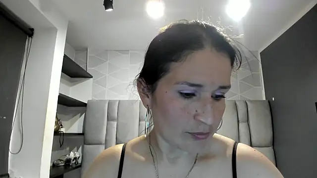 Barbara_fox__ Adlı Modelin Canlı XXX Sohbeti