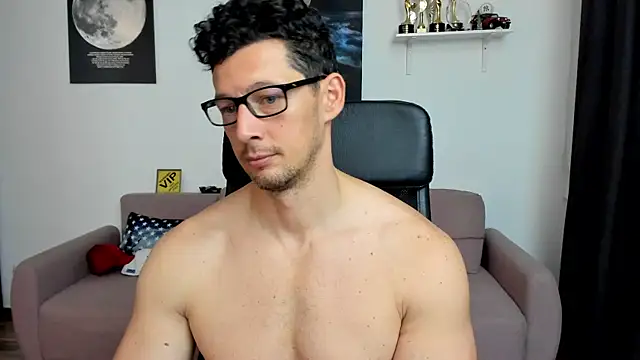 Chat XXX en directo de BrutusK08