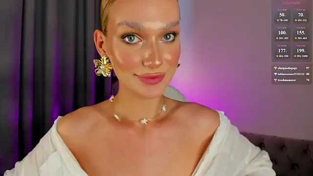 Ice_Strawberry's Live XXX Chat