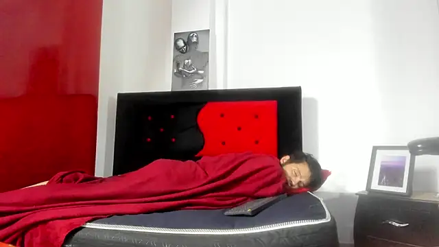 mark_splinter09 Live XXX-chat