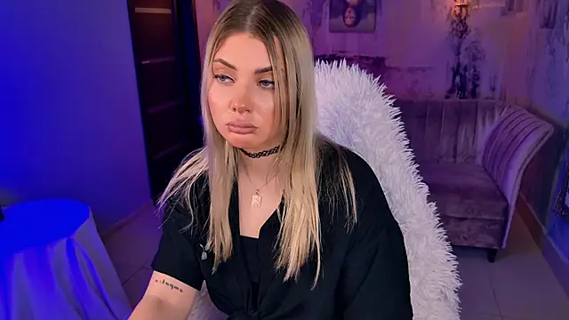 HyileyClark Live XXX-Chat
