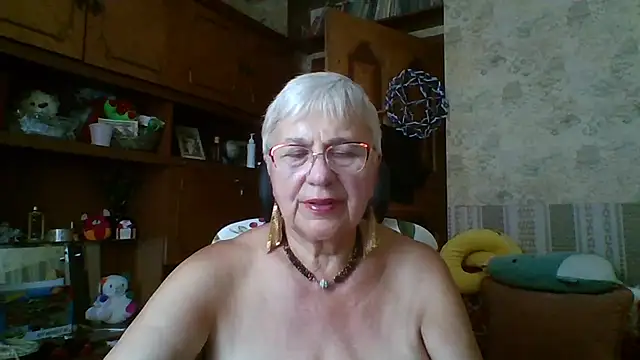 SweetCherry27's Live XXX Chat