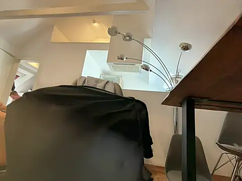 Cocaineee_Ger 现场XXX聊天