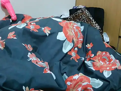 Sweetqueencum Chat XXX in diretta